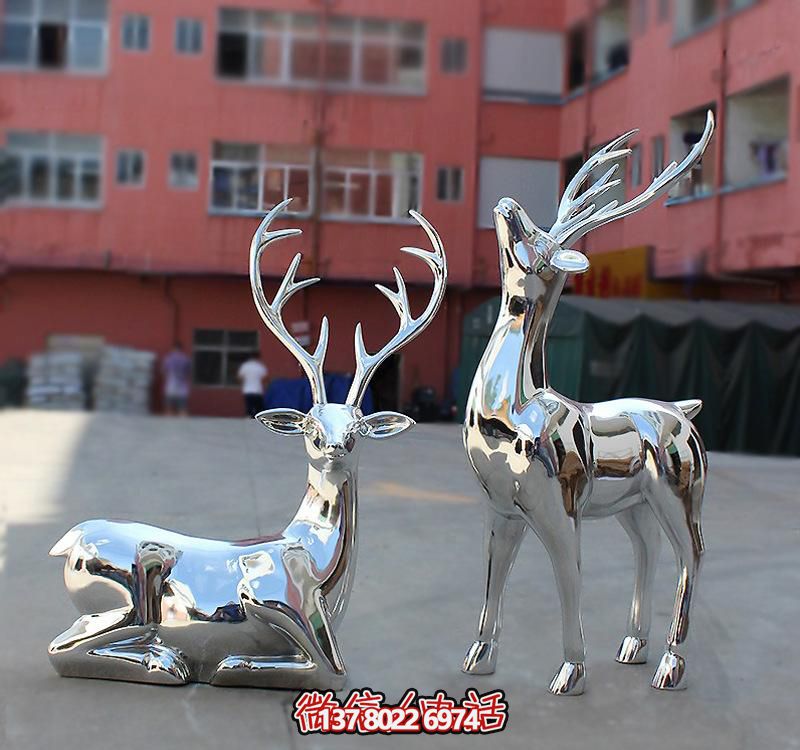 不銹鋼鏡面鹿雕塑，點(diǎn)綴公園景區(qū)