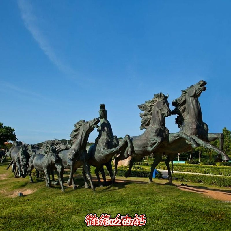 不銹鋼仿古馬雕塑萬馬奔騰，重現古老傳奇