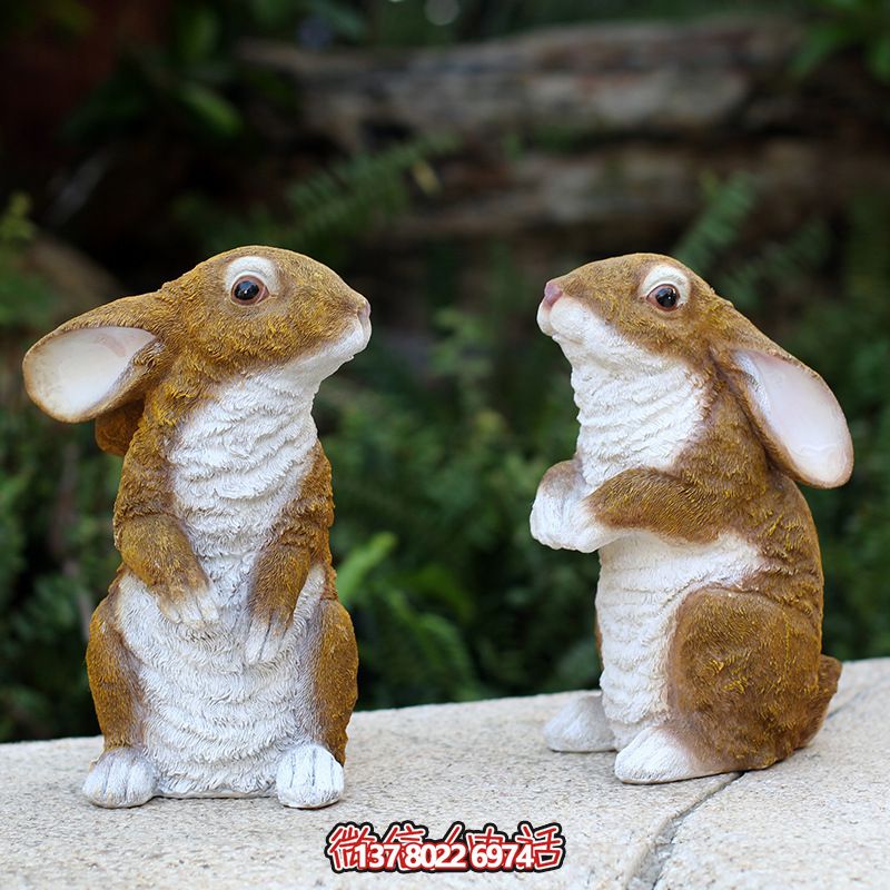 玻璃鋼彩繪兔子雕塑——景區精美禮品