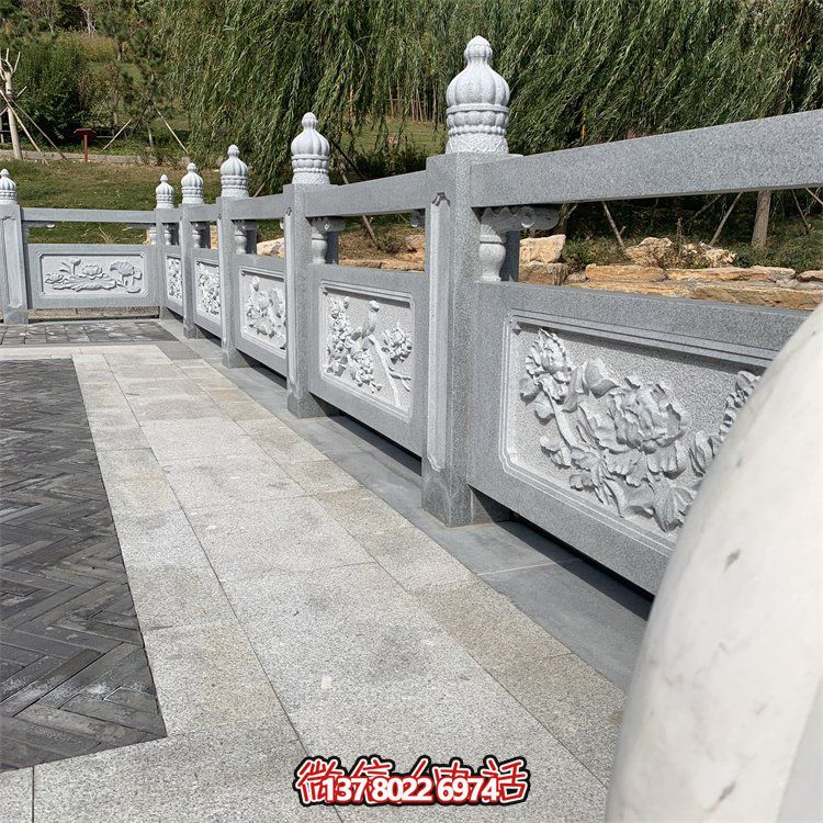 石雕欄桿，菊花紋石欄板