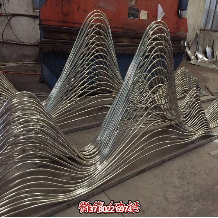 公園戶(hù)外鐵藝?yán)z鏤空假山雕塑